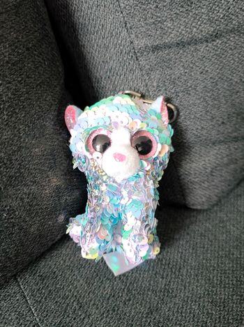Peluche à sequins