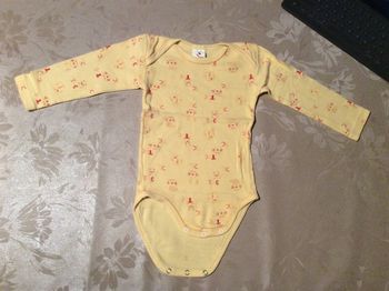 Lot 2 bodys Absorba 2 ans