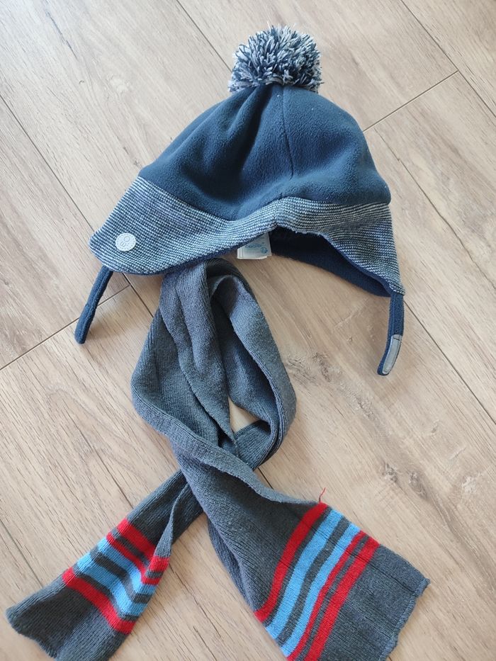 Lot bonnet écharpe 49cm