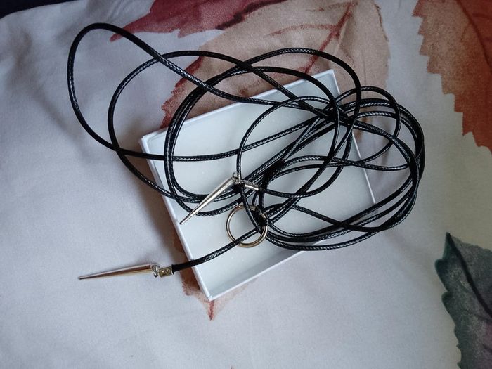 Collier cordon cuir et 2 piques argentes - photo numéro 3