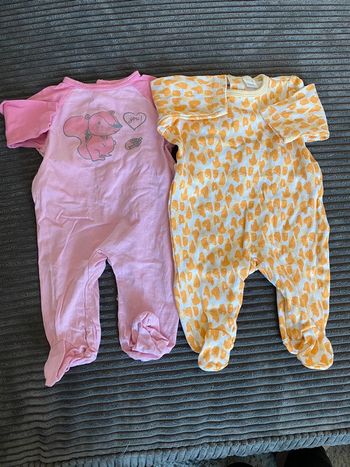 Lot 2 pyjamas
