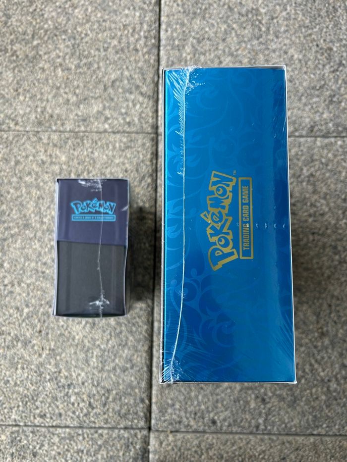 Lot upc dracaufeu + etb flammes fantasmagoriques - photo numéro 5