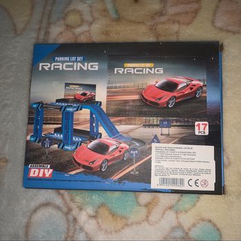 Parking de voitures enfant - Circuit de course à monter - 17 pièces (3+)