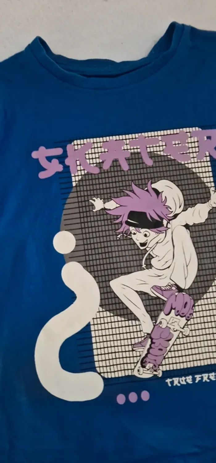 Tshirt 4 ans - photo numéro 2