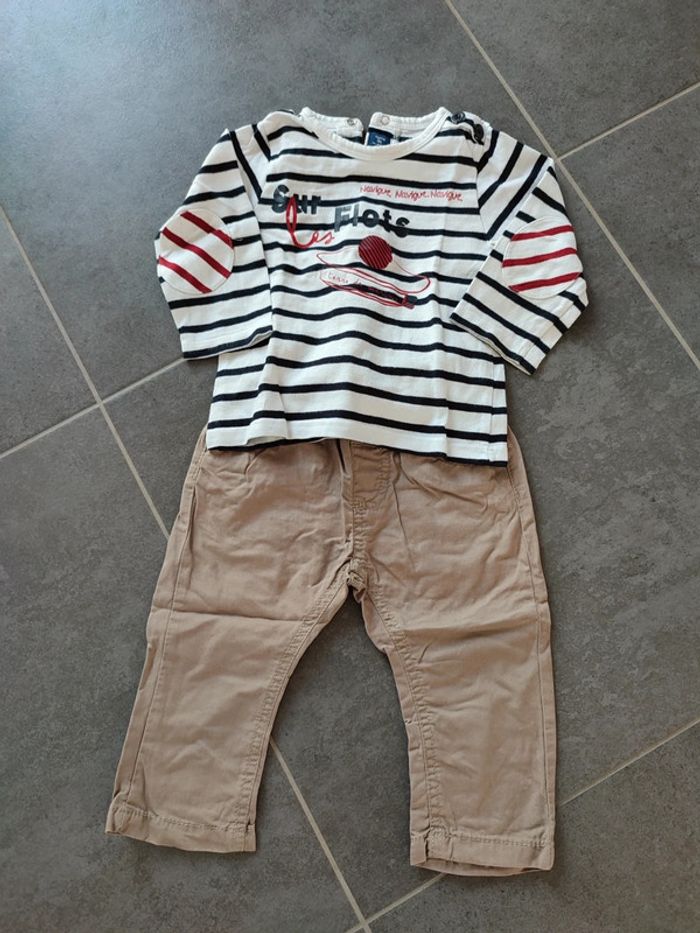 Ensemble pantalon et t-shirt manches longues