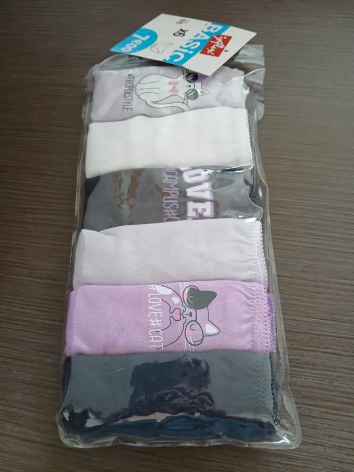 Lot de 6 culottes fille en coton 4/5 ans