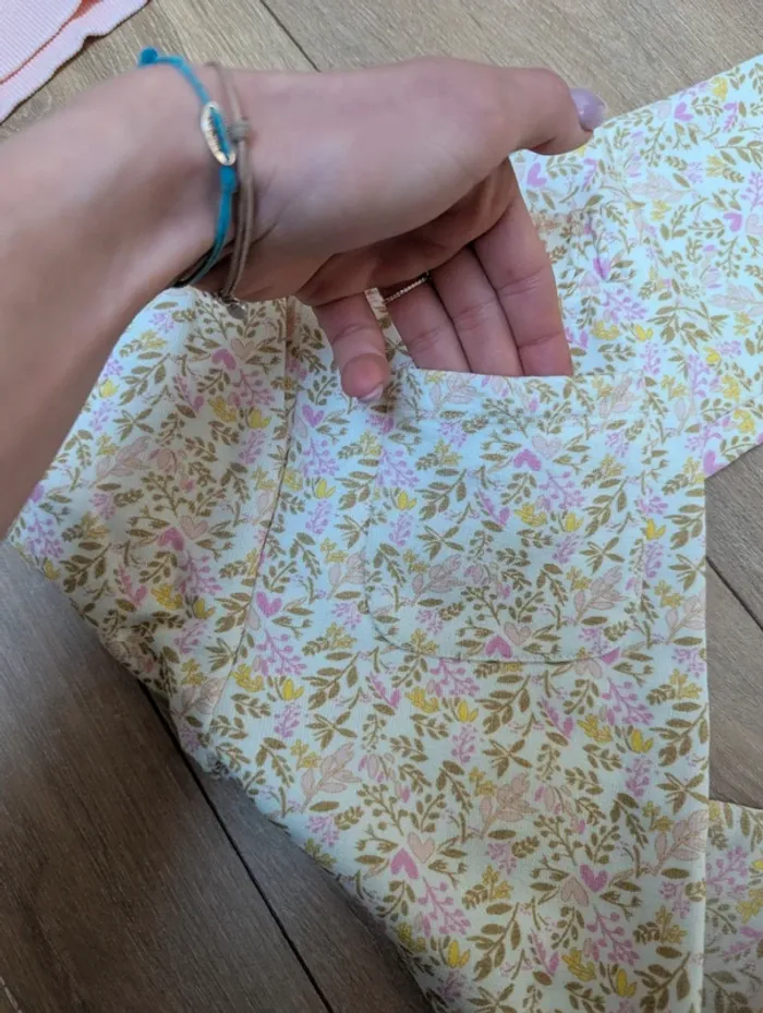 Ensemble jogging bonton fleuri et cœurs 4 ans - photo numéro 4