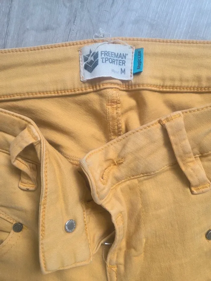 Jean jaune - photo numéro 7