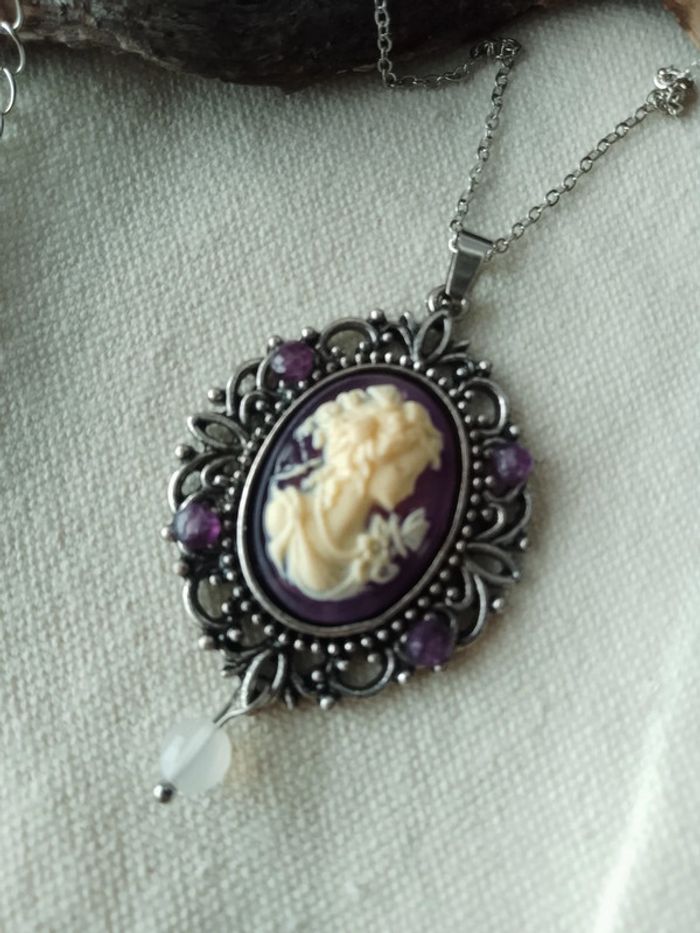 Collier camée pierres d'améthyste et opaline - photo numéro 4