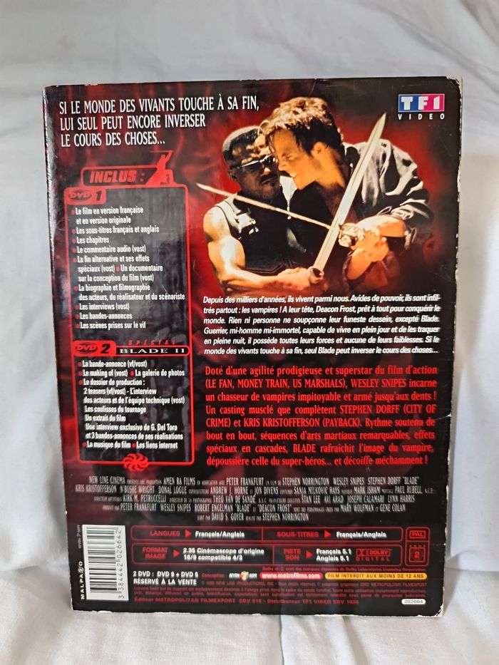 Dvd " Blade " - photo numéro 2