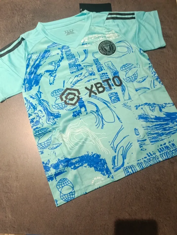 Tenue foot Léo Messi Inter Miami bleu. T.22 - photo numéro 2