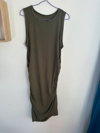 Robe débardeur moulante SHEIN kaki 40