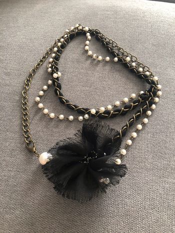 Long collier pliable