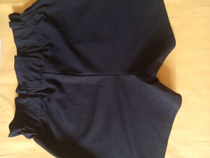 Short noir taille haute taille S - photo numéro 8