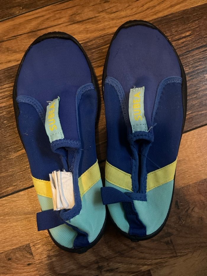 Chaussures ou chaussons d’eau taille 32-33