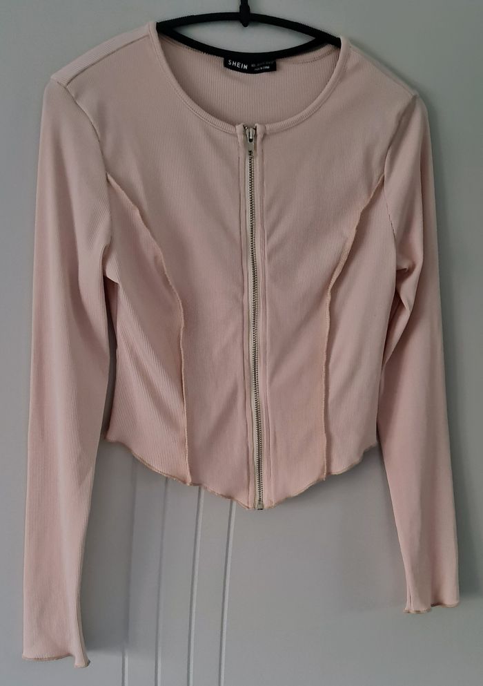 T. 38 (M) - Top SHEIN rose pâle zippé – tendance & stylé