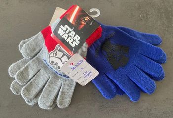 Lot de deux paires de gants Star Wars bleu et gris/rouge TU enfant [ref.34A202]