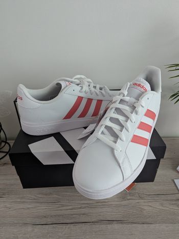 Basket adidas pointure 46