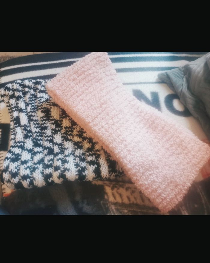 Lot de deux écharpes en laine ou à l'unité pour enfant