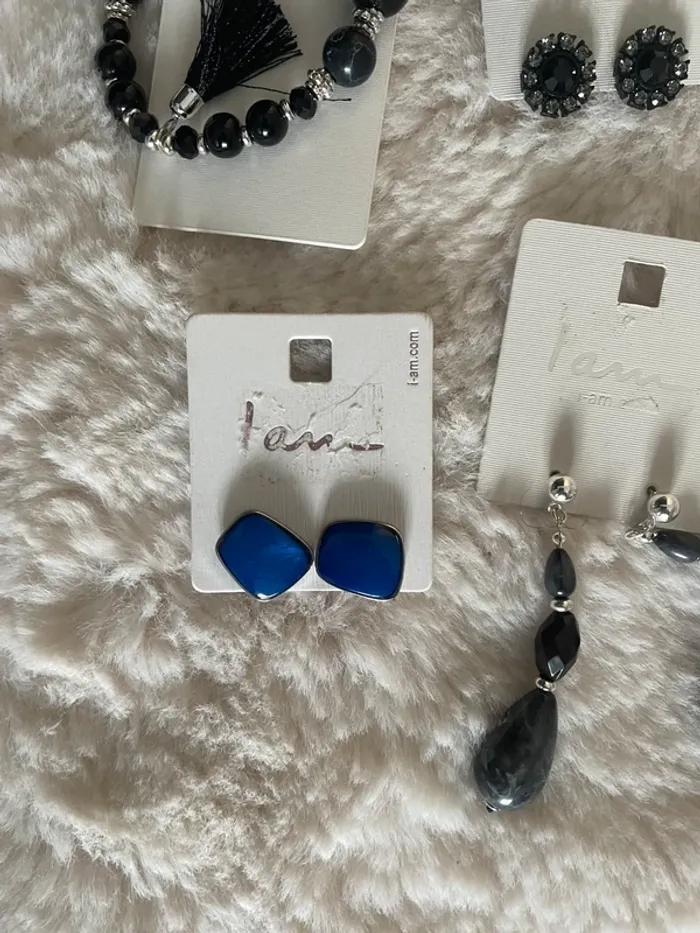 Lot de 4 bijoux IAM neufs - photo numéro 3