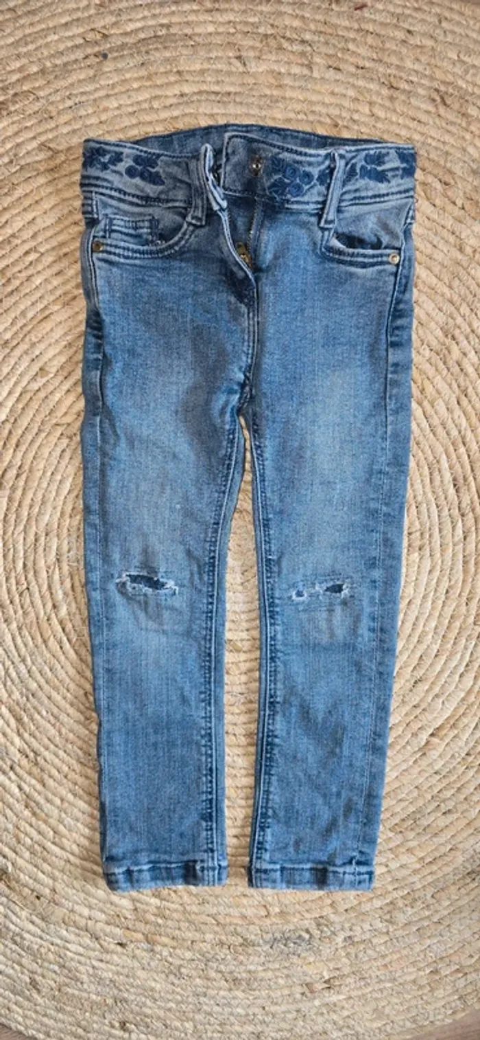 Skinny