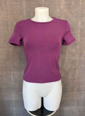 T-shirt de couleur violet taille S 