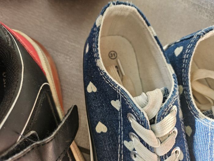 Lot 3 paires de chaussures fille 31 - photo numéro 2