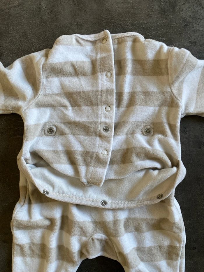 Pyjama 1moi - photo numéro 4