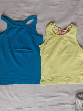 Lot de 2 débardeurs fille 24 mois