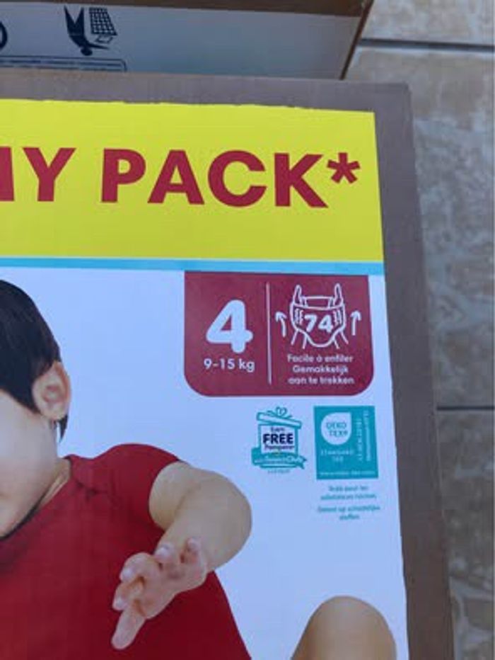 LOT DE 148 COUCHES CULOTTES PAMPERS Harmonie pants TAILLE 4 NEUFS DANS L'EMBALLAGE - photo numéro 2