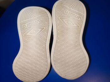 Basket fille umbro pointure 28