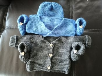 Lot naissance 1mois 5 pièces fait main neuf 