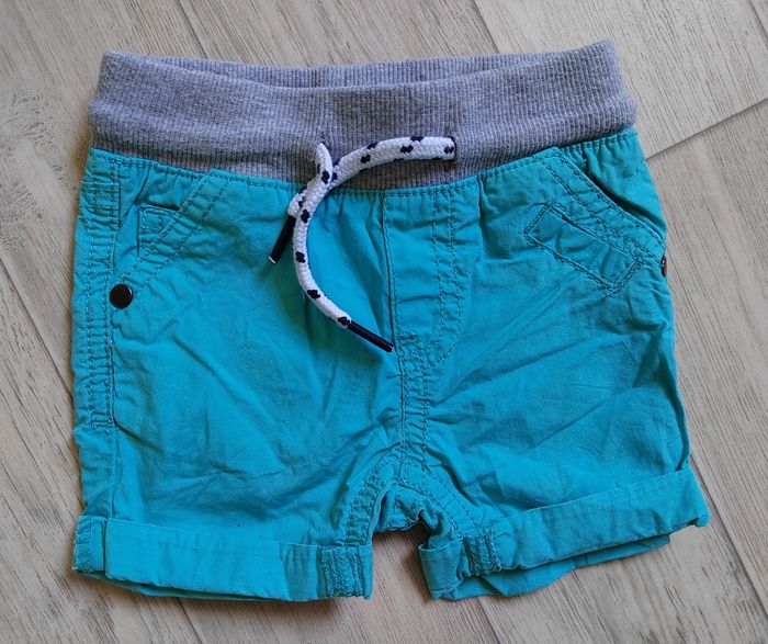 Short 3 mois