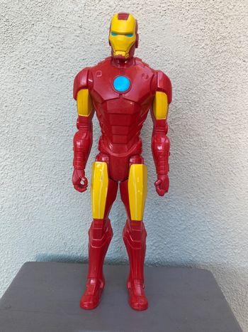 Figurine Iron man