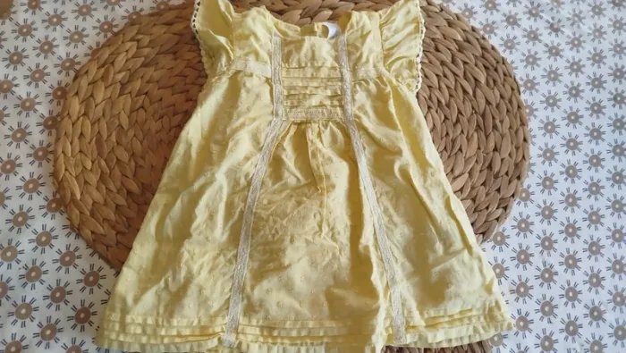 Robe 12 mois - photo numéro 2