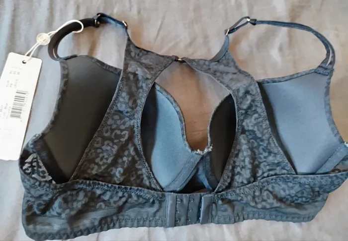 Soutien gorge - photo numéro 3