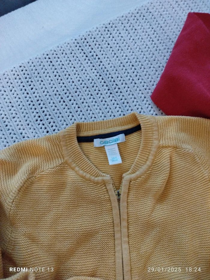 Lot de 2 gilets 3 ans. - photo numéro 2