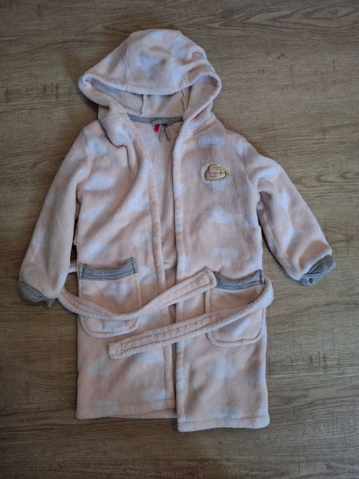 Lot 5 ans hiver fille 9 pièces. - photo numéro 2