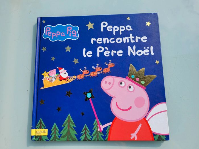 Livre grand format Peppa rencontre le Père-Noël 🎅 38