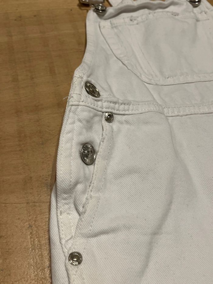 Salopette short  en jean blanche Zara 8 ans - photo numéro 3
