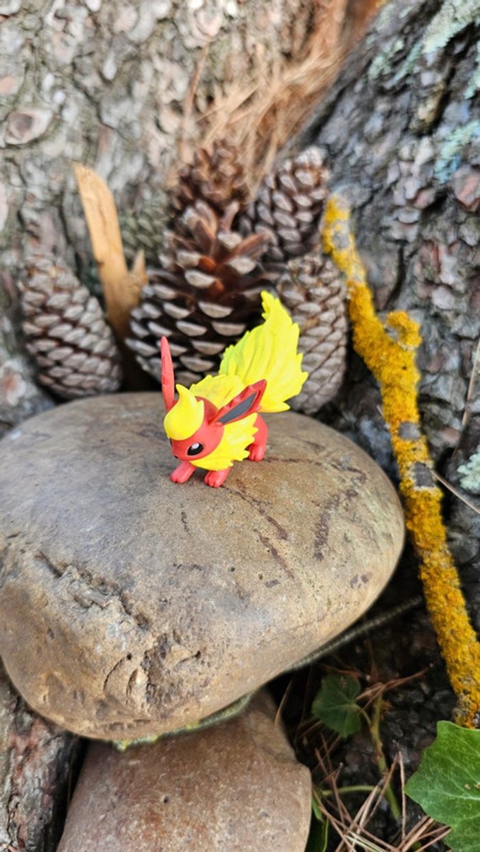 Super figurine Pokemon Nintendo tomy Pyroli - photo numéro 2