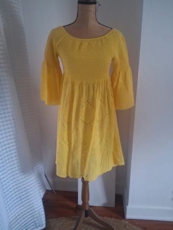 Robe jaune