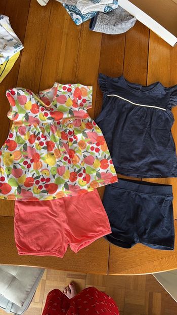 L'ensembles bébé fille Gemo et Gap