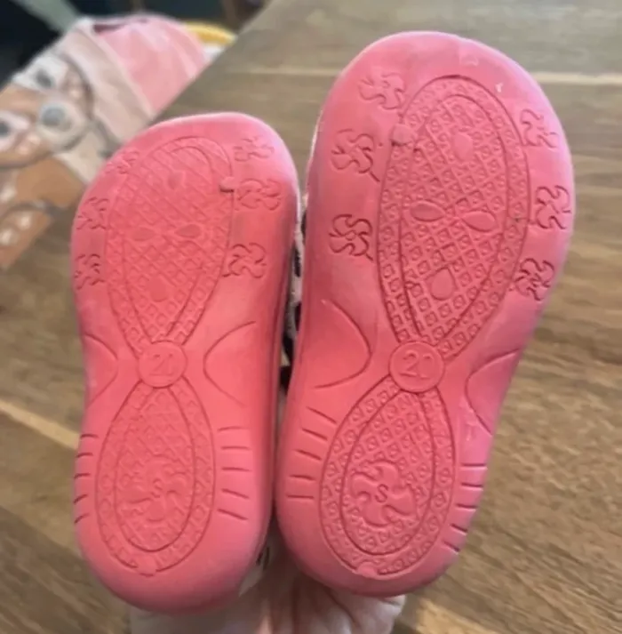 Chaussure bébé - photo numéro 4