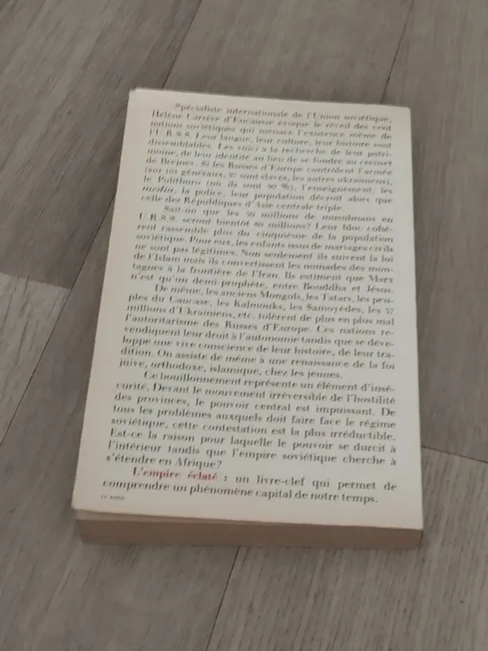 Livre l'empire éclaté d'hélèné carrère d'encause éd 1979 - photo numéro 9