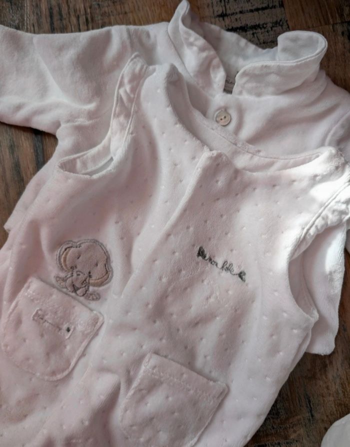 Pyjama 1 mois - photo numéro 3