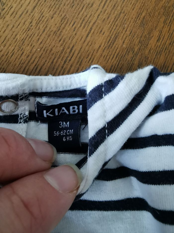 T-shirt manches longues bébé fille 3 mois kikiabi en TBE - photo numéro 3