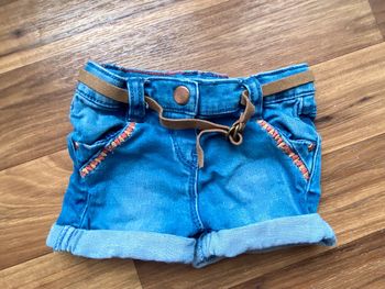 Short jean