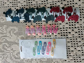 17 paires de barettes