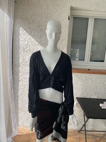Cardigan de la marque Zara, en taille L